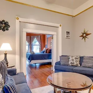Elegant 2 Bed Directly On Forsyth Park , Savannah United States